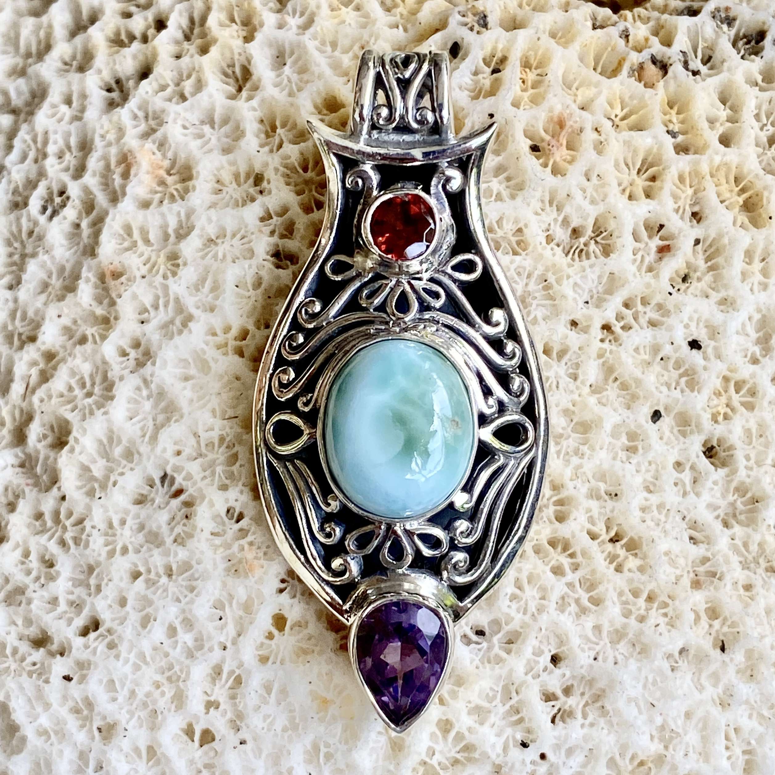 (HANDMADE 925 BALI STERLING SILVER PENDANTS WITH LARIMAR)